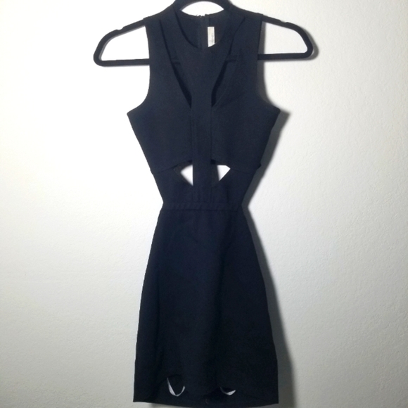 Lovers + Friends Dresses & Skirts - Elegant Black Cut-Out Dress